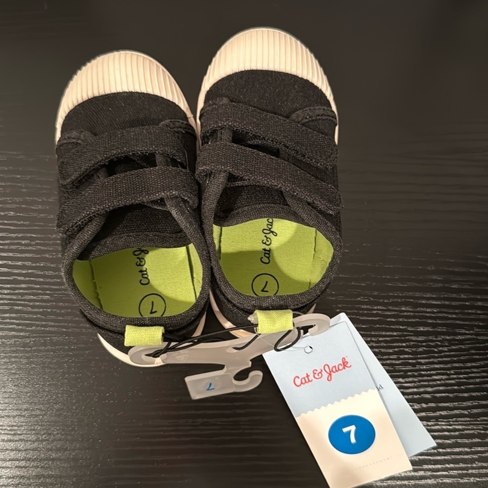 Toddler Parker Sneaker Black - Size 7 - Picture 2 of 5